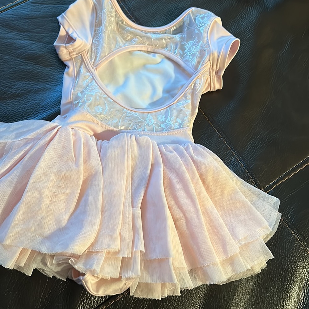 Ballet dance - Picture 2 of 2